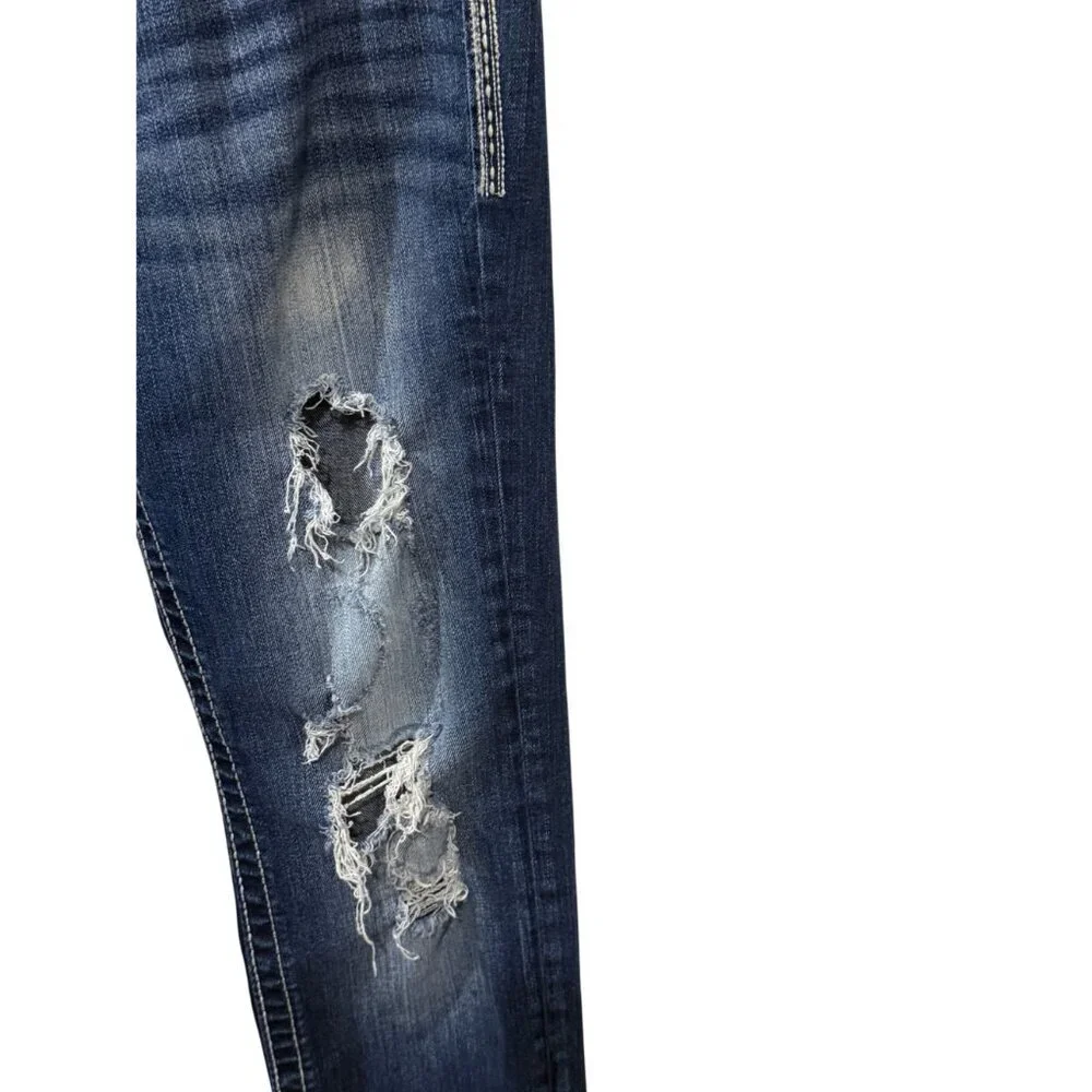 BKE Stella 28R Womens Distressed Skinny Jeans With Faded Wash & Ripped Details